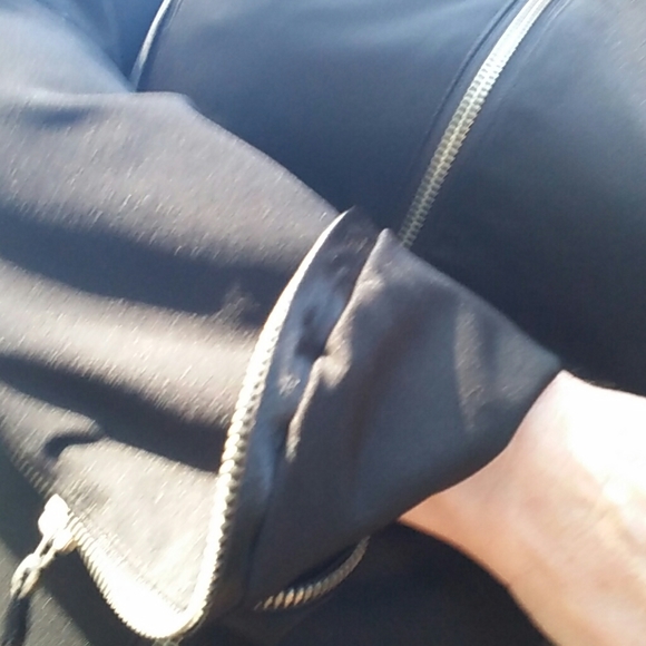 Edgy Fitted Women's skirt suit With Zippers - Picture 5 of 6